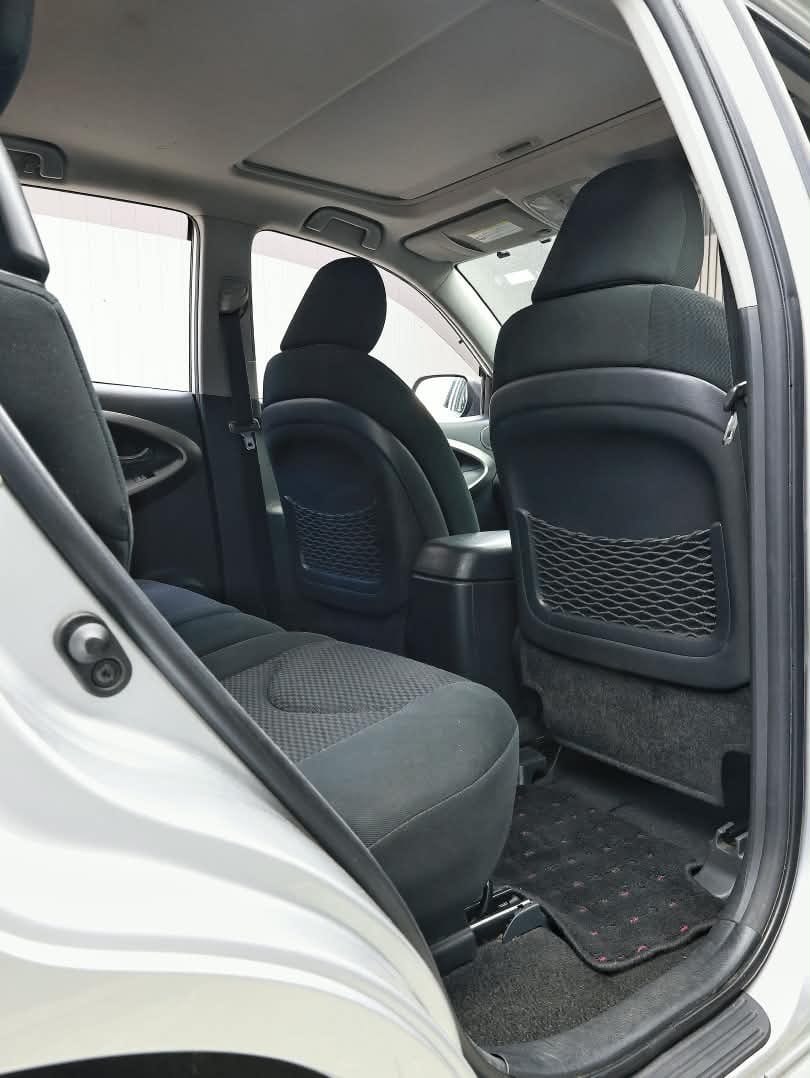 2013 Toyota RAV-4 STYLE image-13